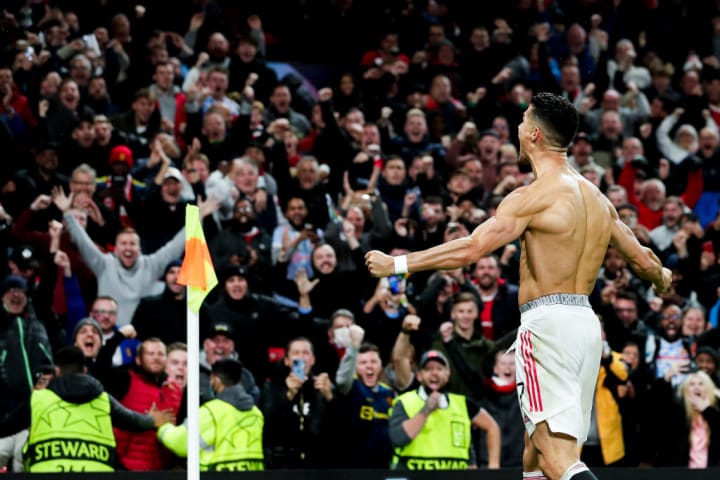 Ronaldo celebrates an injury time winner against Villarreal